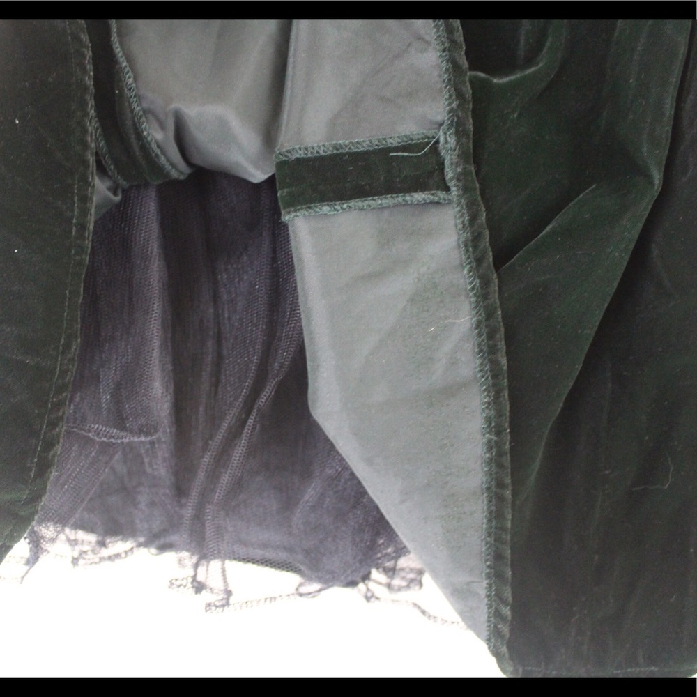 SOLD! VTG Rampage Green Velvet Off Shoulder Dress - Picture 8 of 10